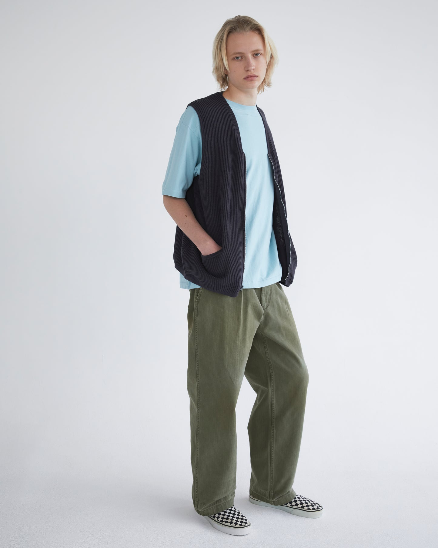 Milo Knit Vest Coal