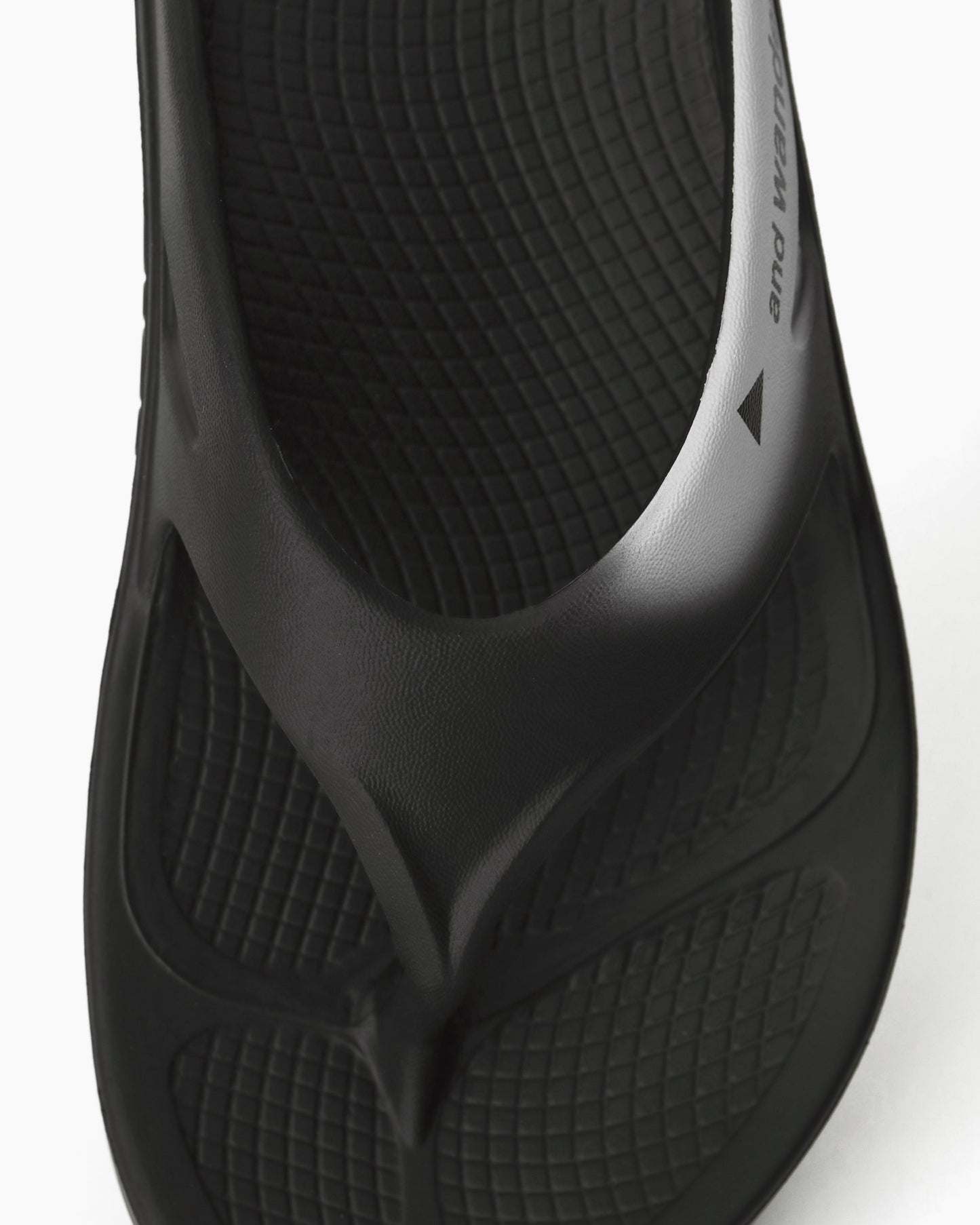 Oofos x and wander OOriginal Recovery Sandal Black