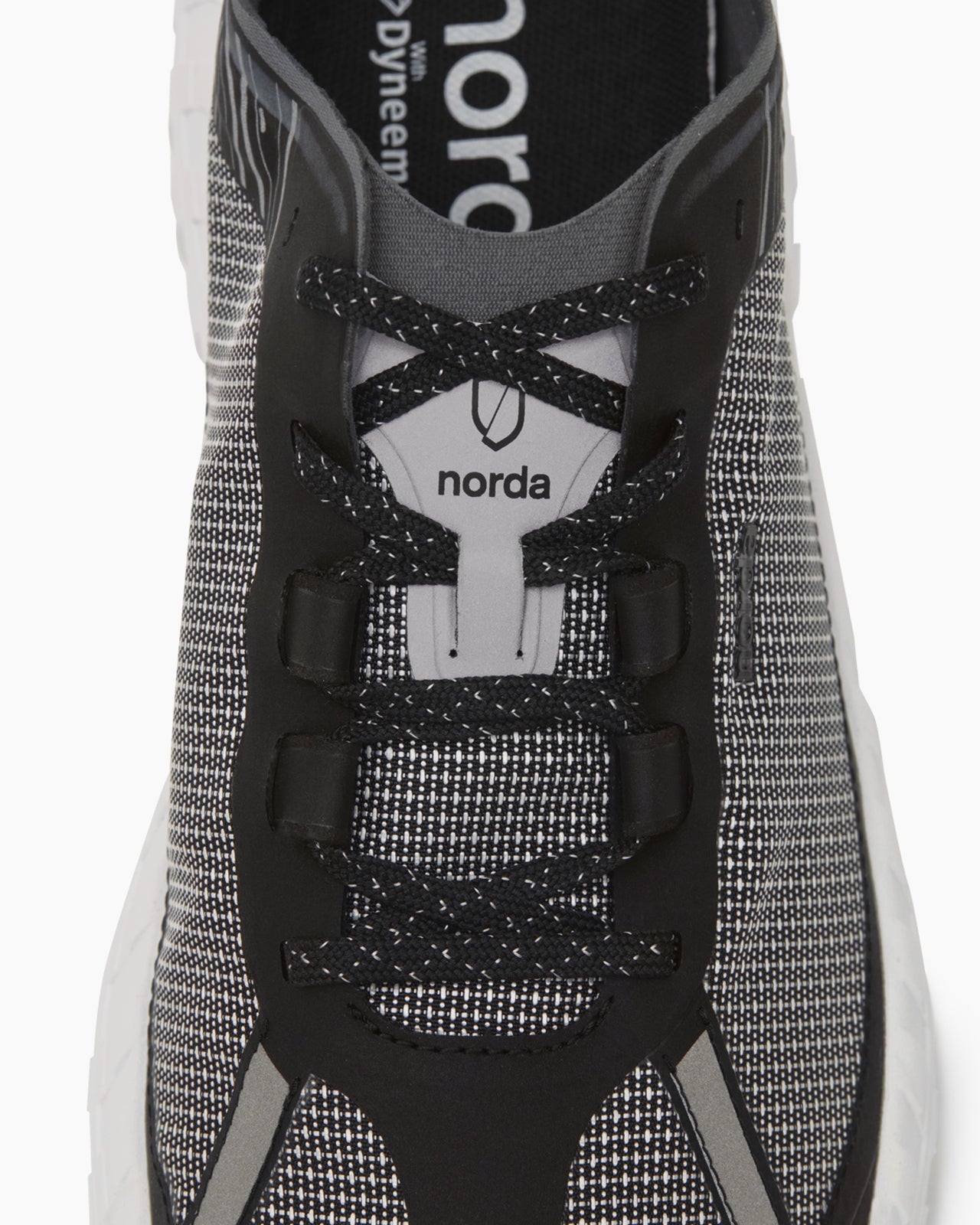 norda 001 Black