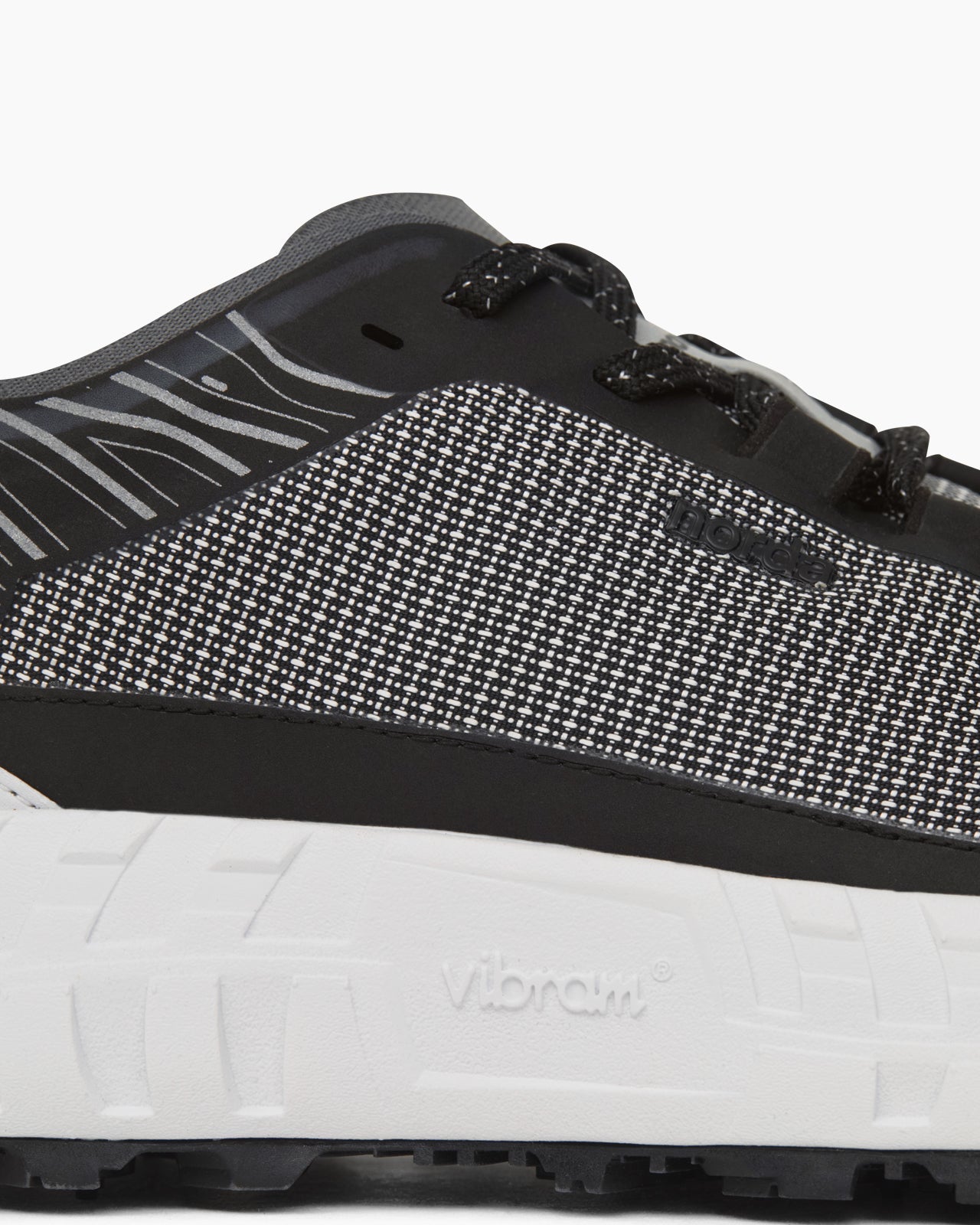 norda 001 Black