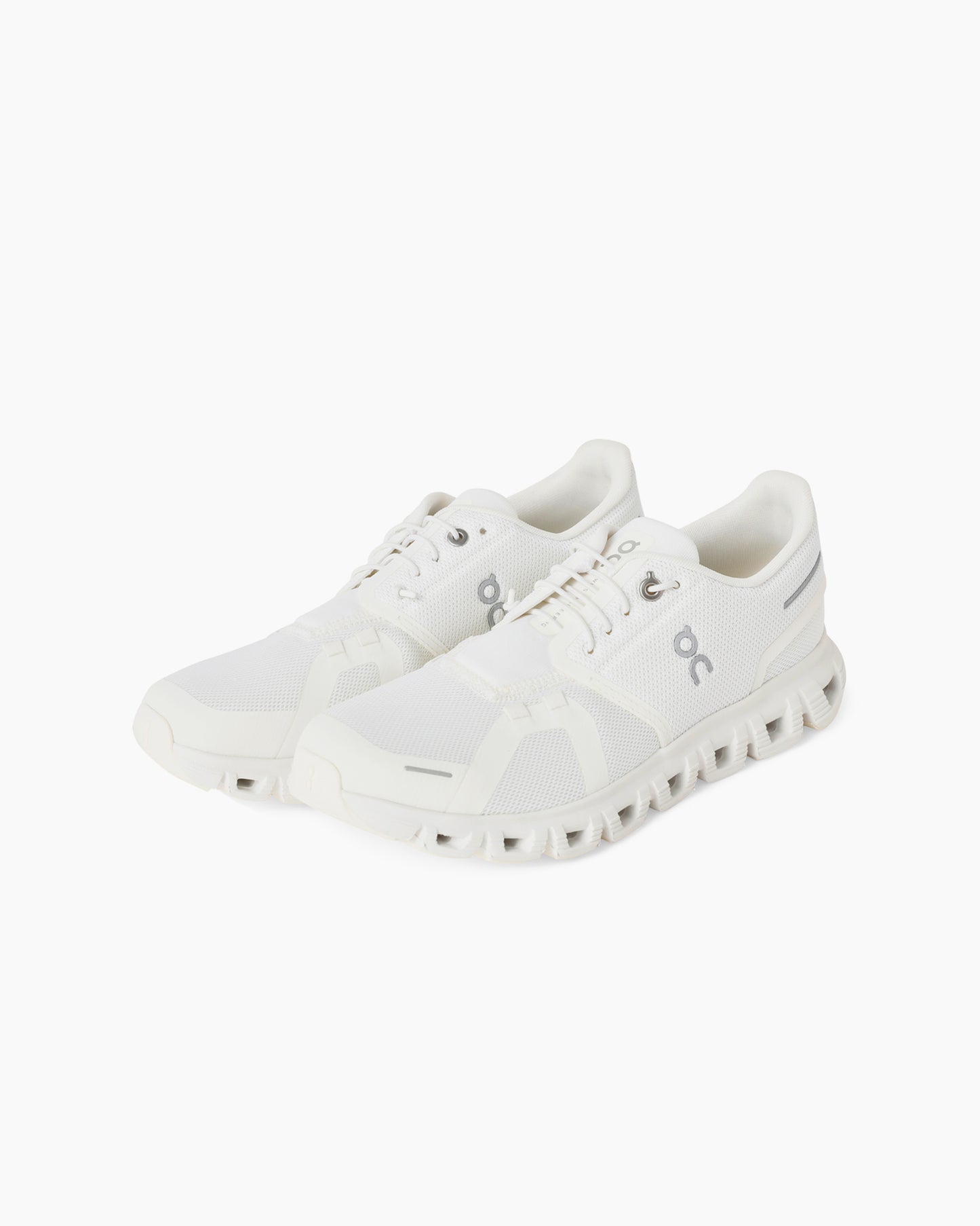 Cloud 6 White | White