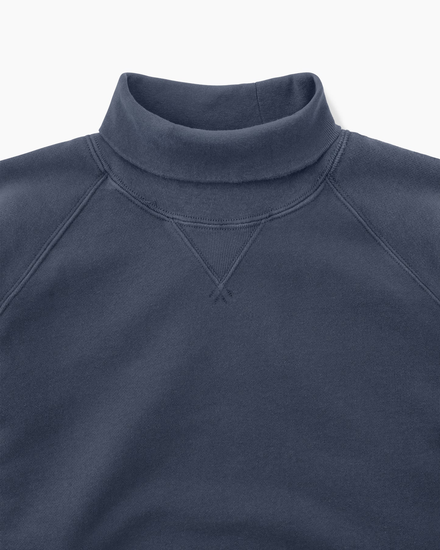 Athlete Turtleneck Navy