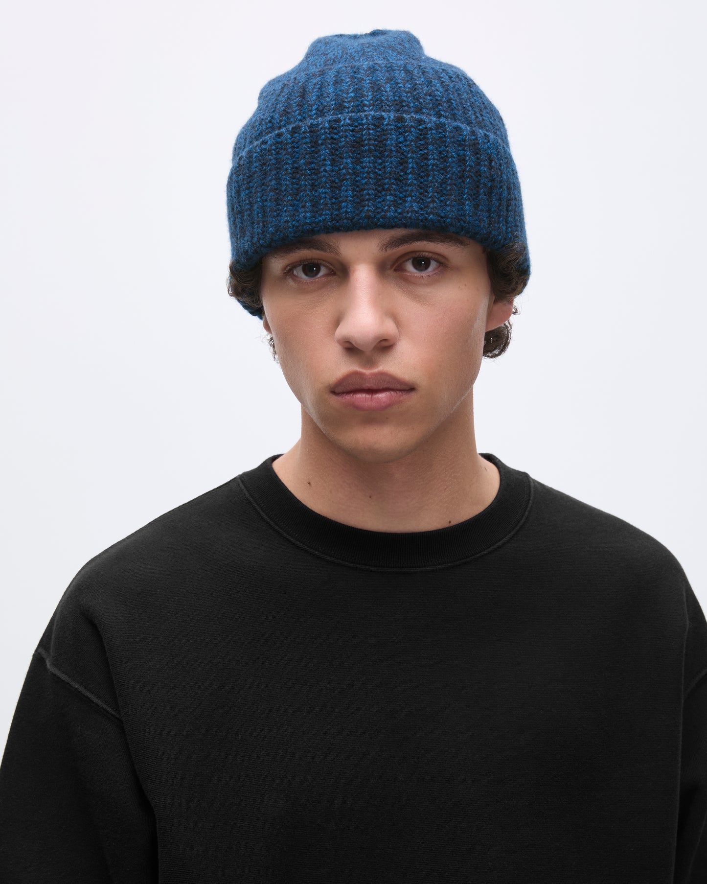 Cove Beanie Coal Blue