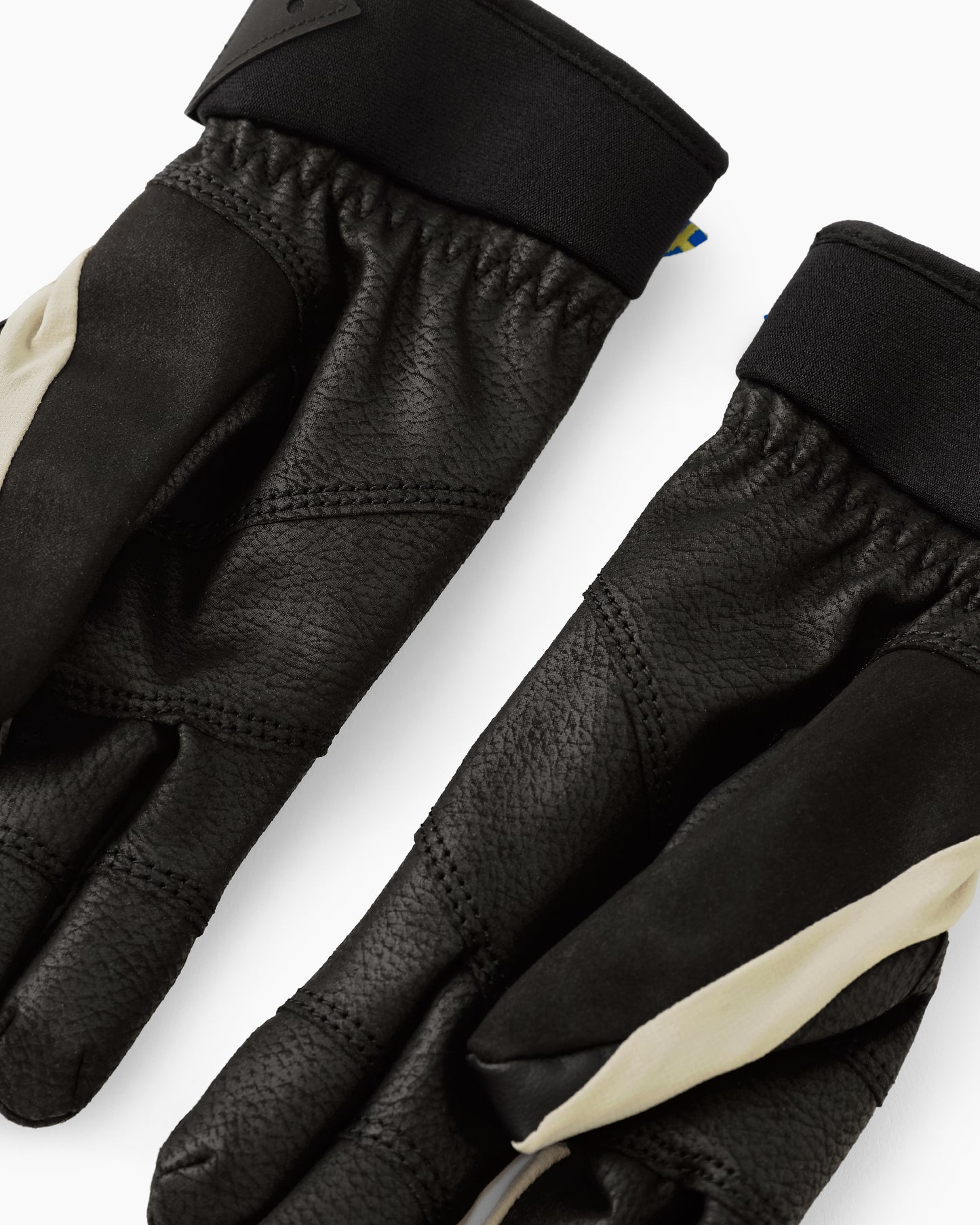 Galar Gloves Clay