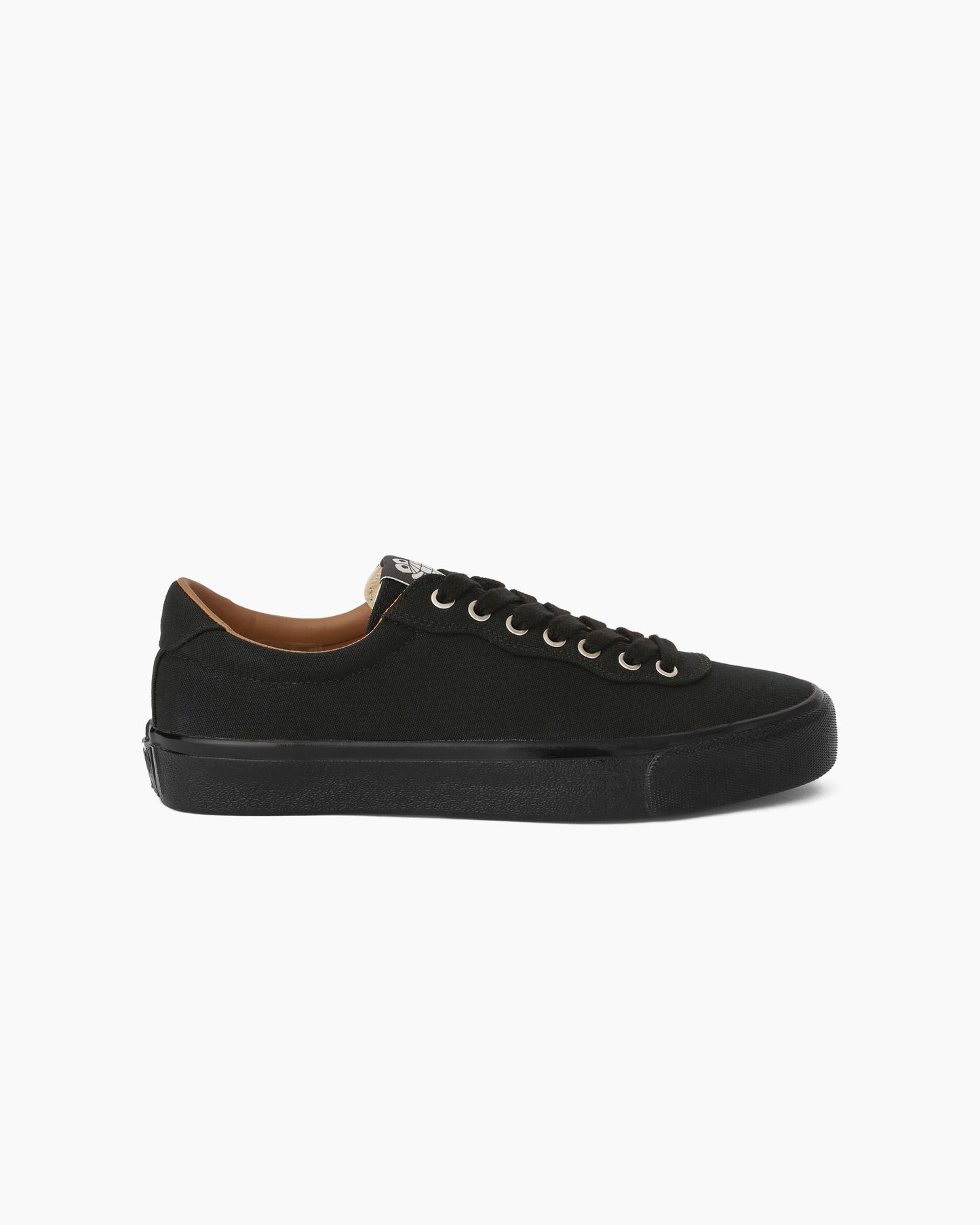 VM001 Lo Canvas Black/Black