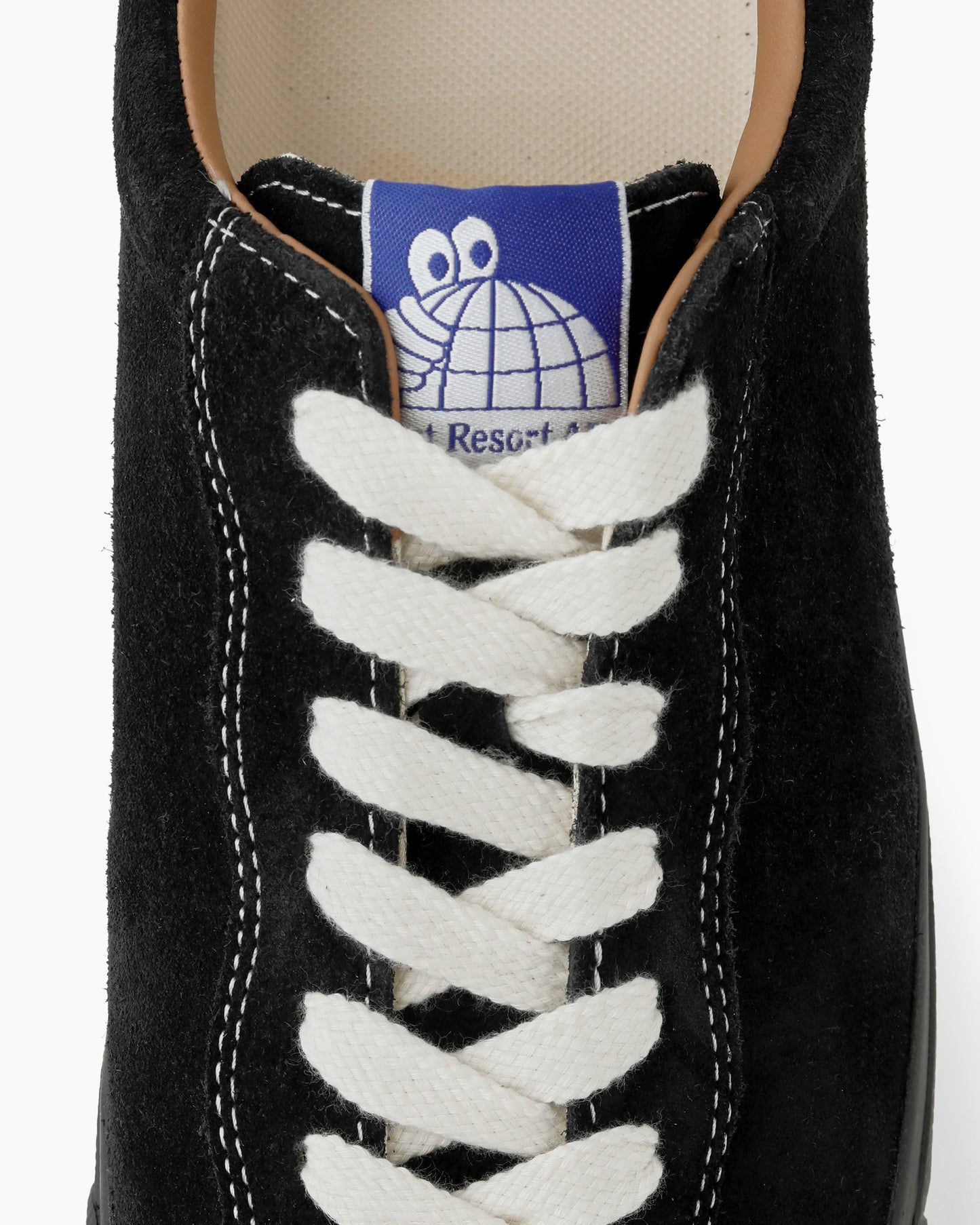 VM001 LO Suede Black/White/Black