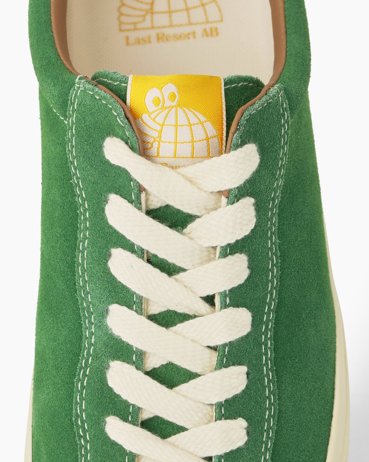 VM001 Lo Suede Kelly Green/White