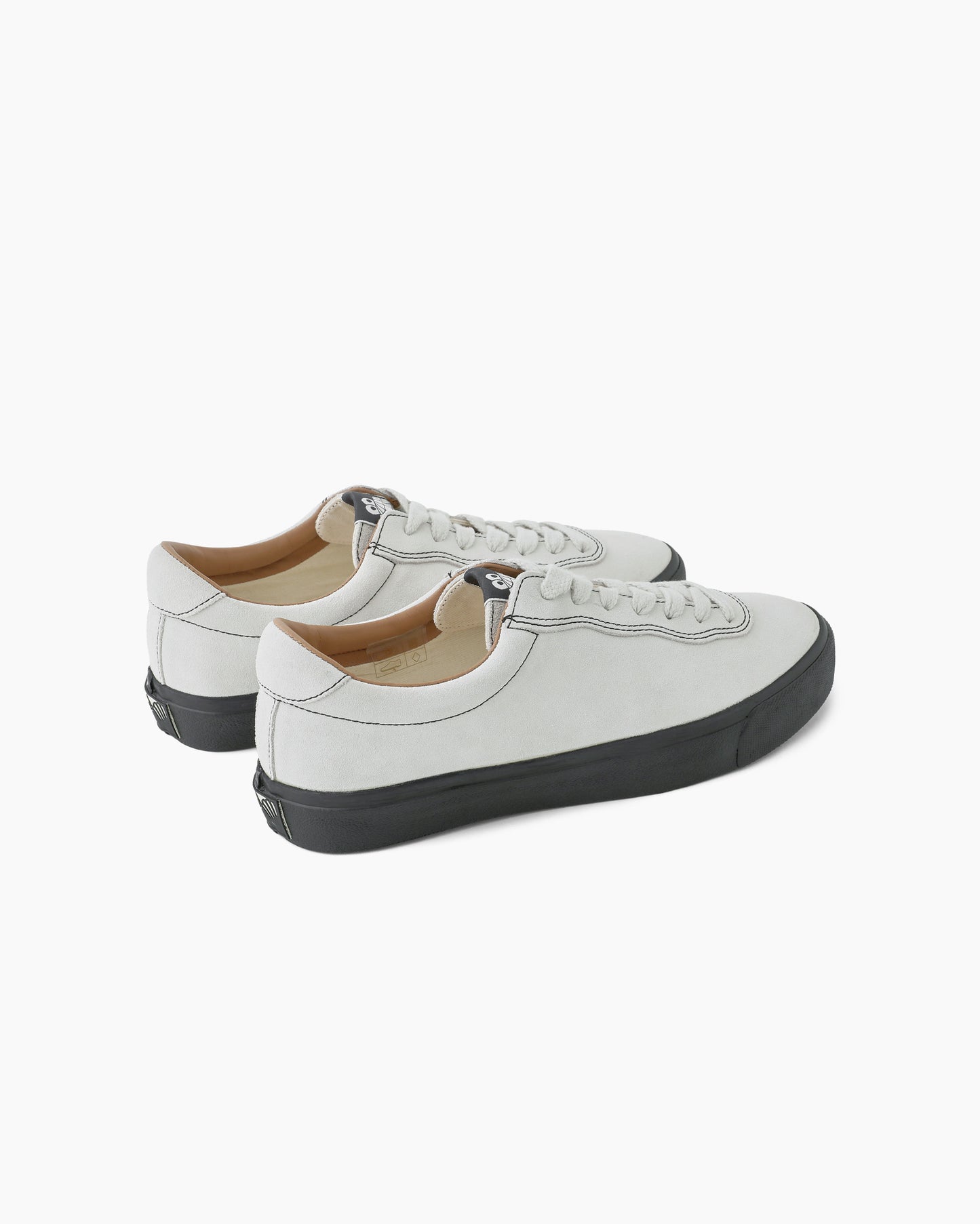 VM001 LO Suede White/Black/Black