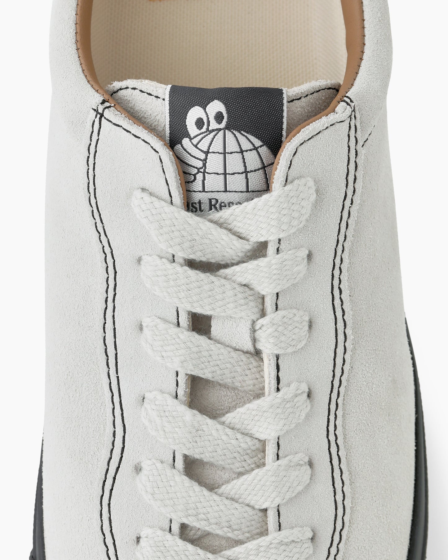 VM001 LO Suede White/Black/Black