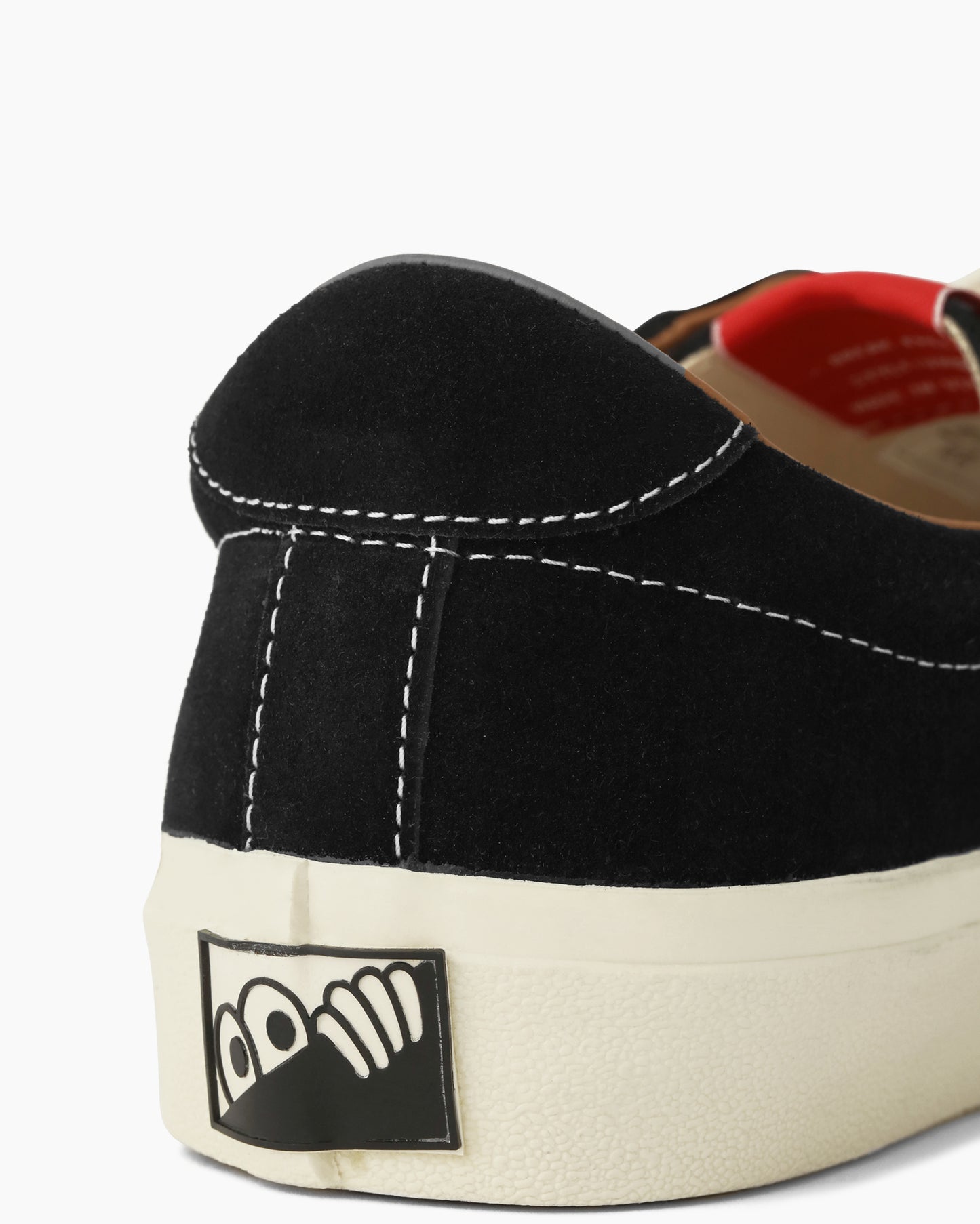 VM001 Lo Suede Black/White