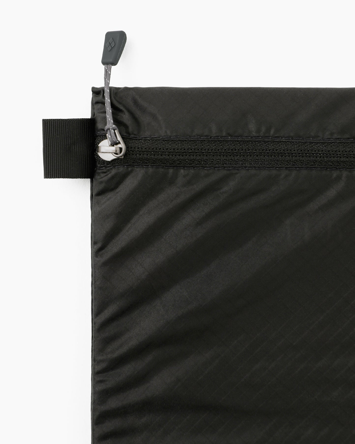 UL Paper Pouch M Black