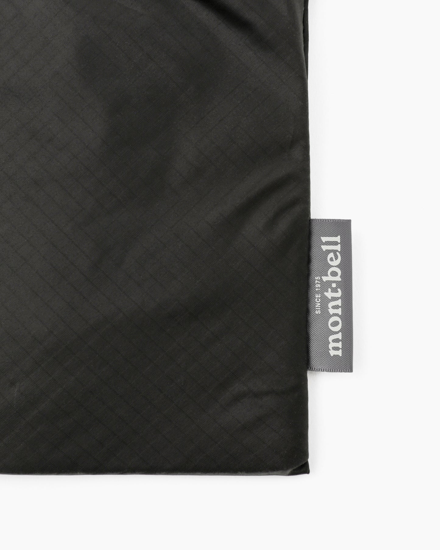 UL Paper Pouch M Black