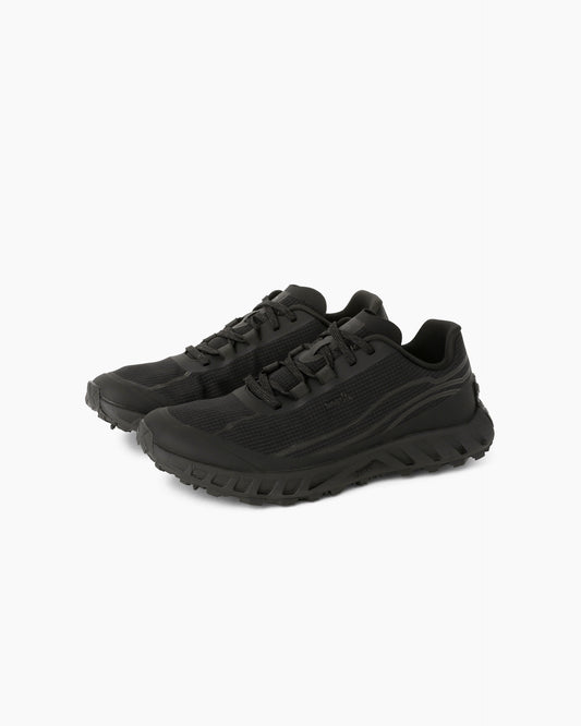 norda 002 Stealth Black