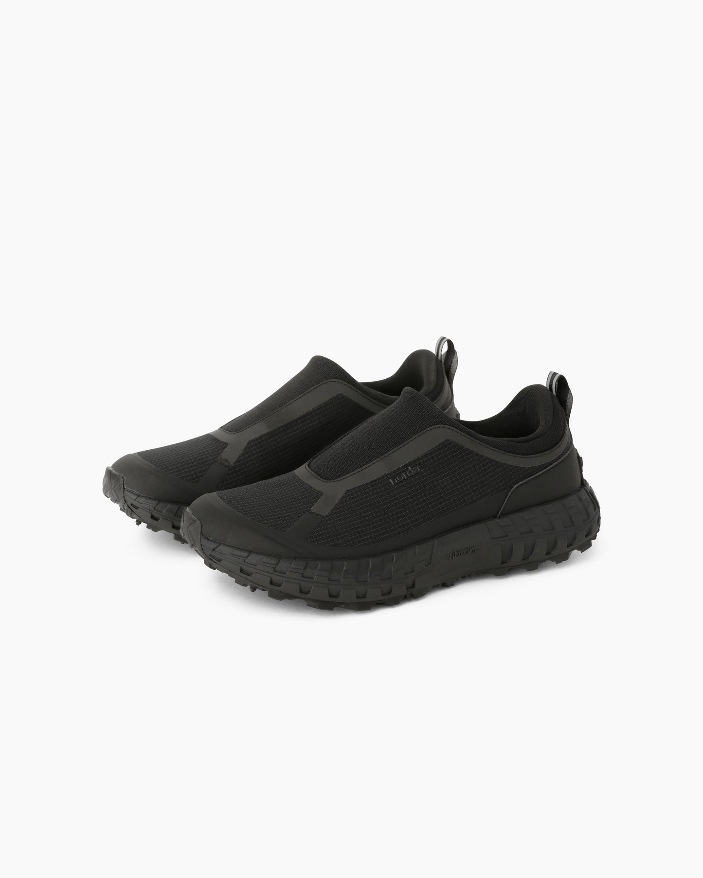 norda 003 Pitch Black