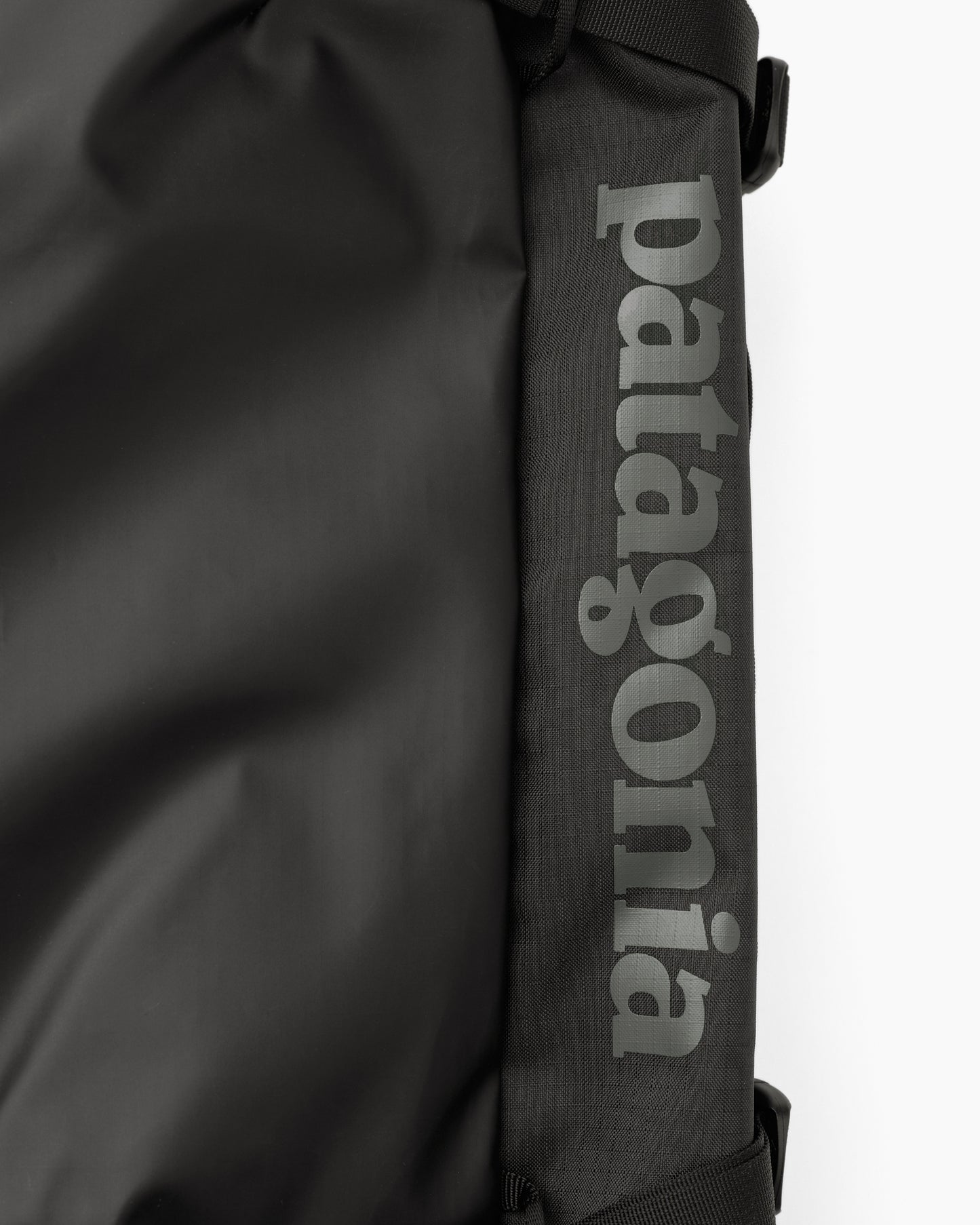 Black Hole® MLC® Pack 45L Black w/Black
