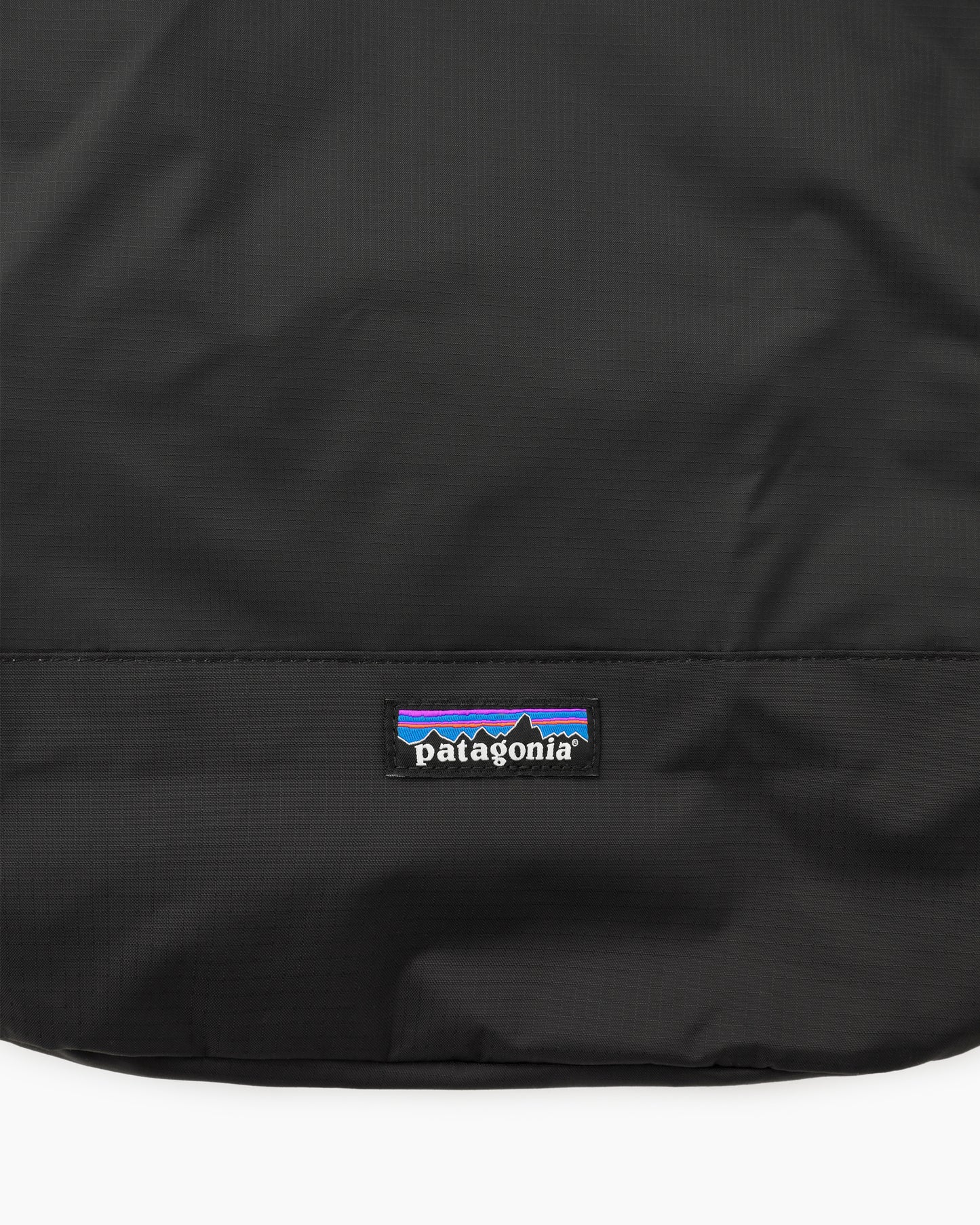 Terravia Tote Pack 24L Black