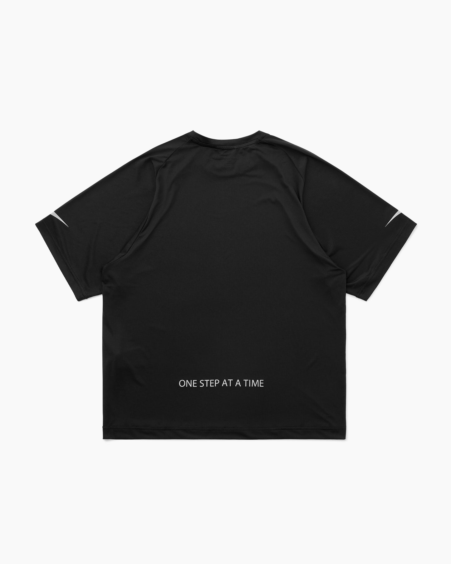 ALTRA × and Wander SS T Black