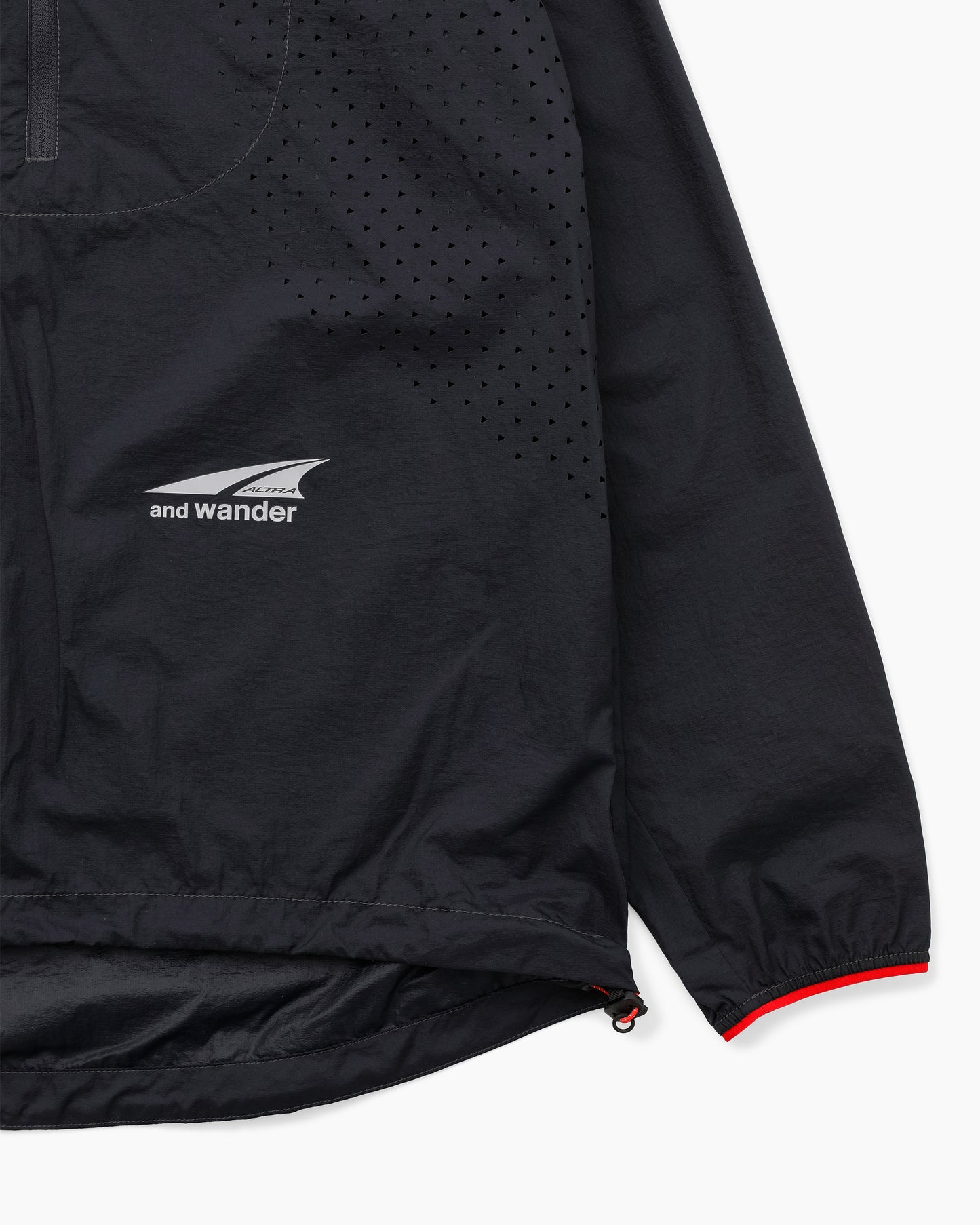 ALTRA × and Wander Ventilation Wind Jacket Navy