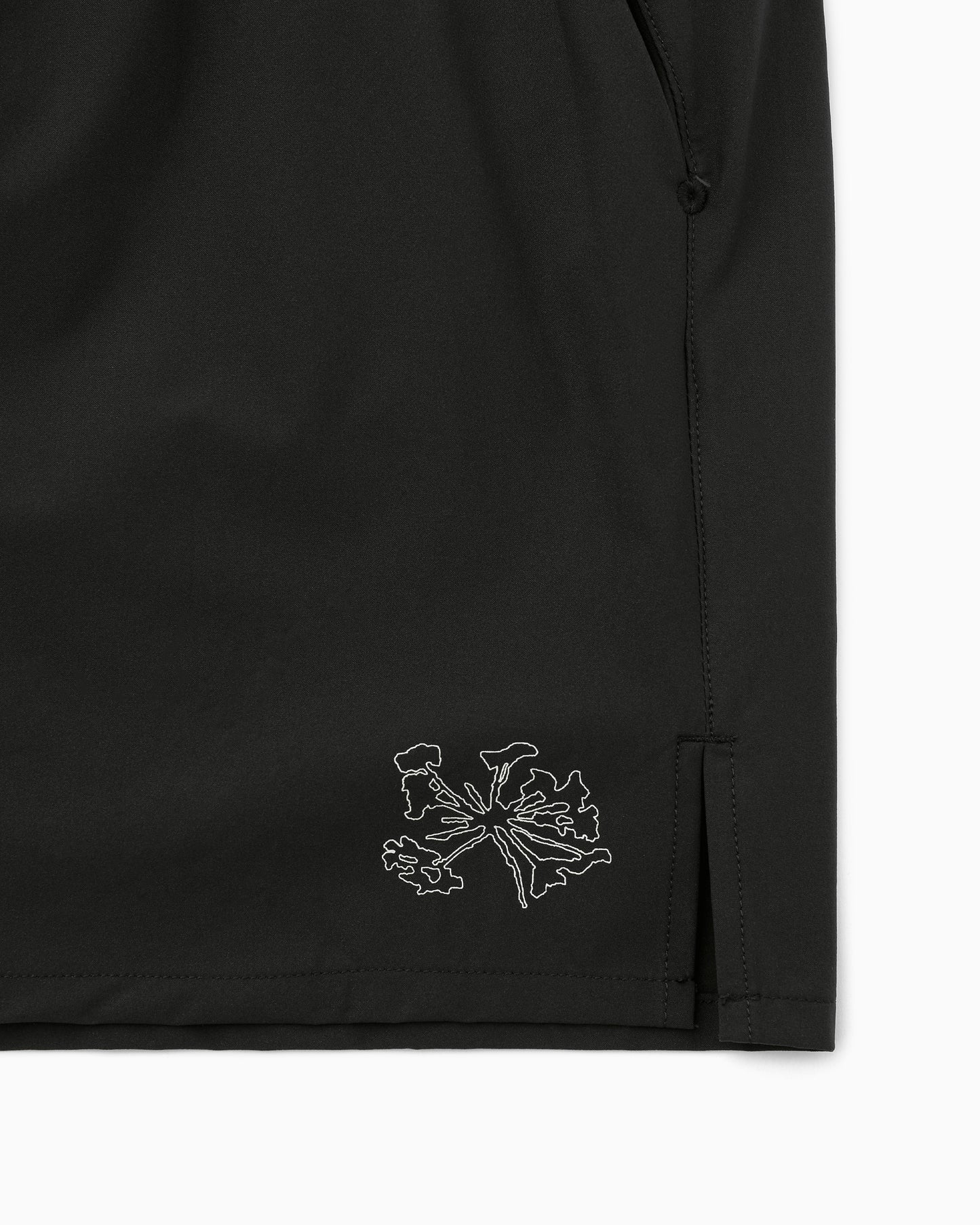 Marka Liner Short Black Beauty