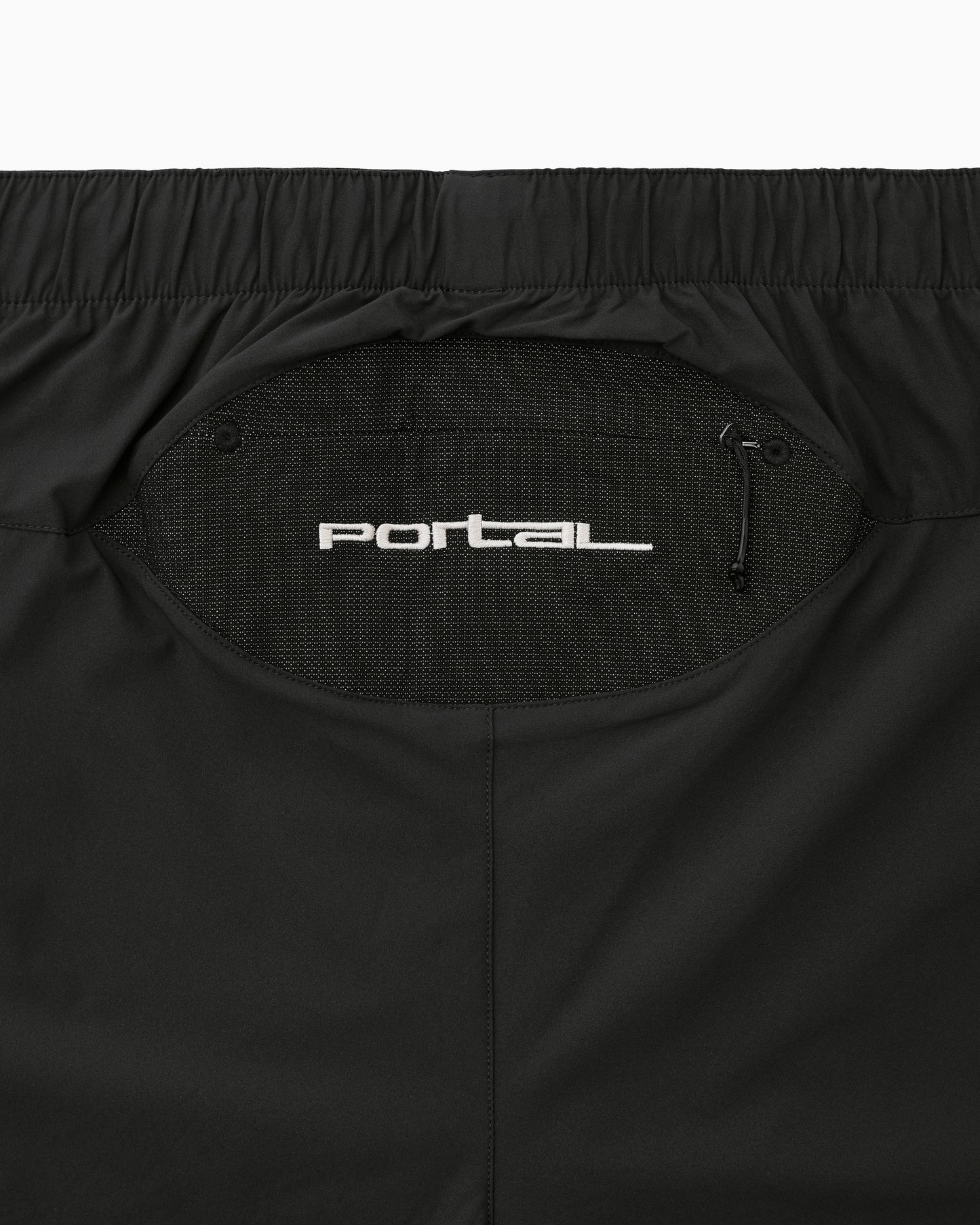 Marka Liner Short Black Beauty