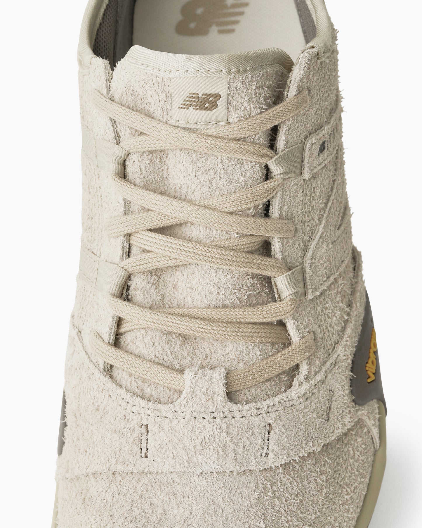 MT10OPS Ivory