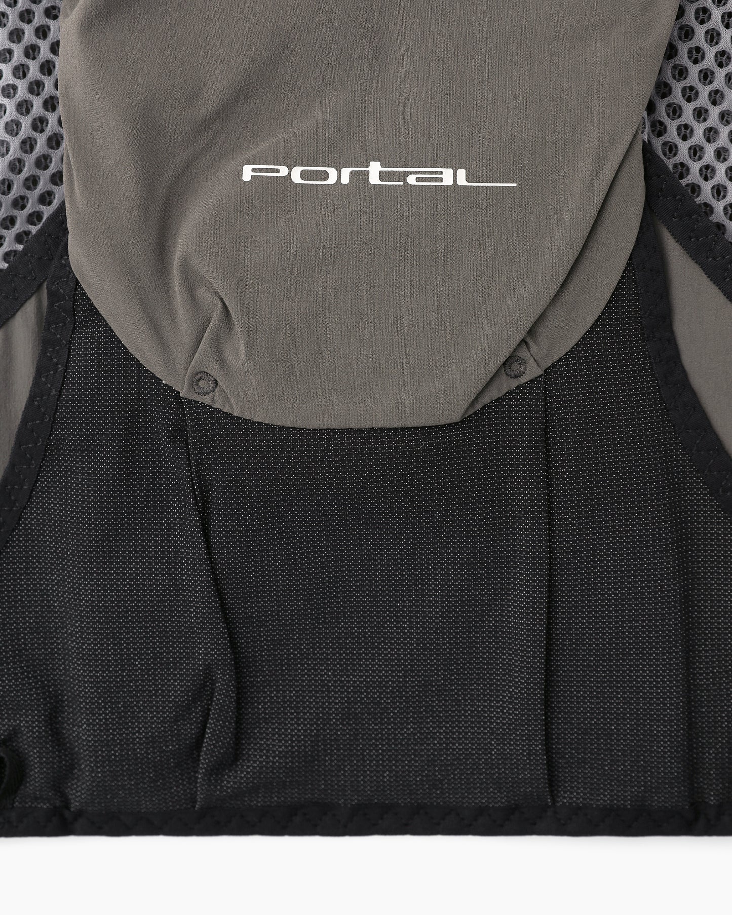 Passage Cargo Vest Beluga