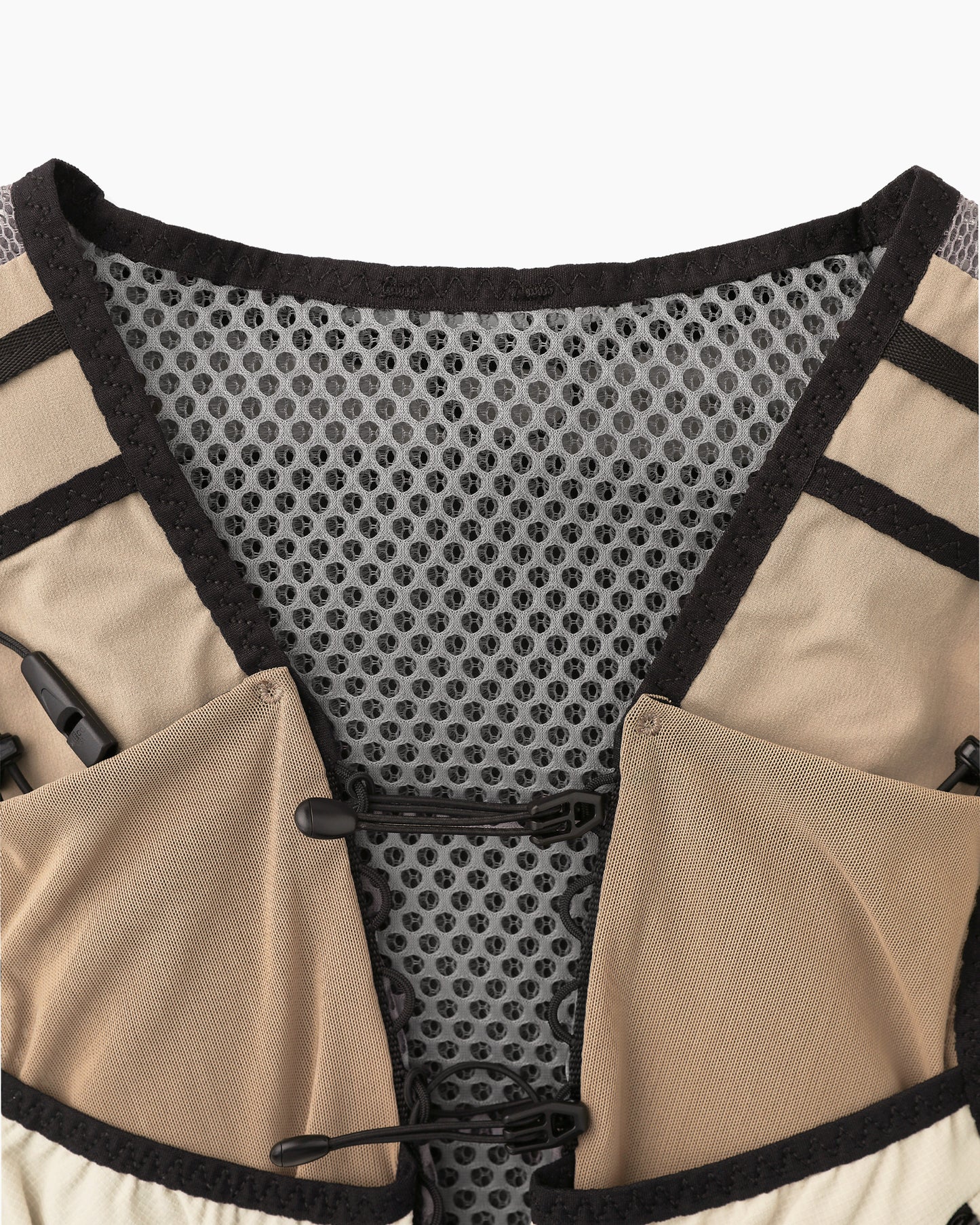 Passage Cargo Vest Desert Taupe