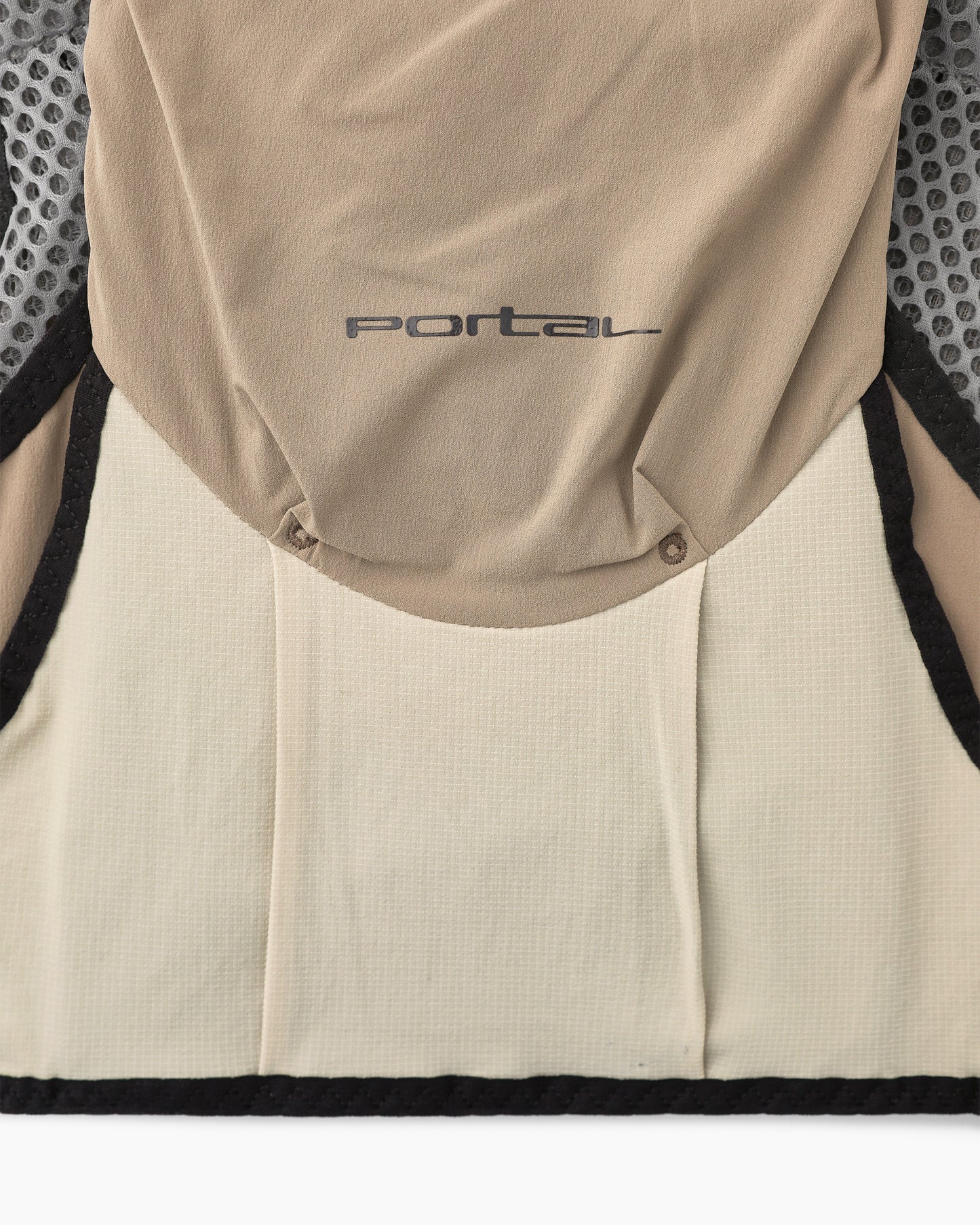 Passage Cargo Vest Desert Taupe