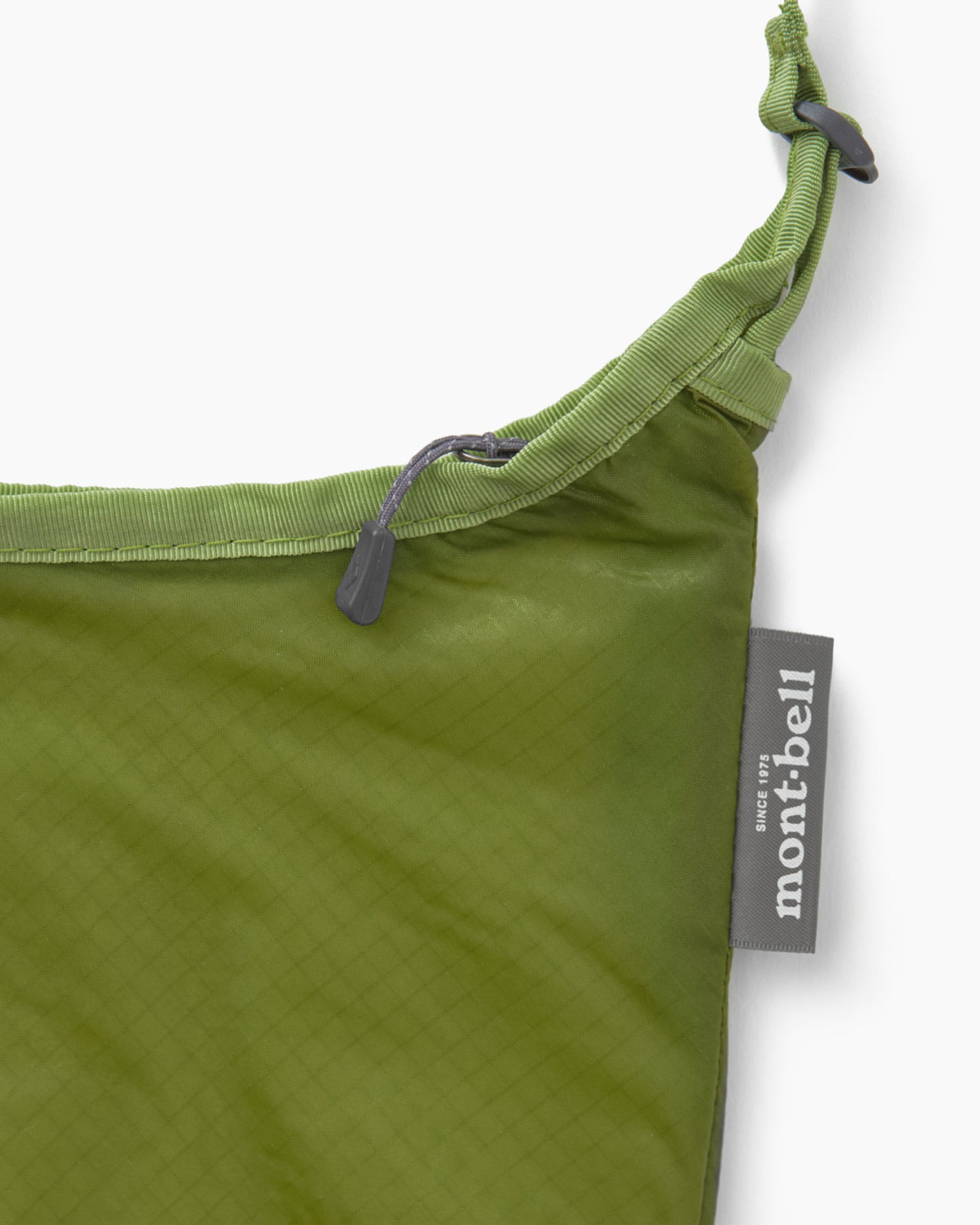 U.L. Mono Pouch S Leaf Green